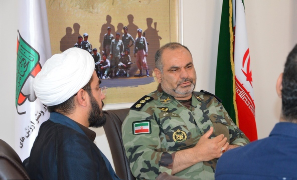 گزارش تصویری دیدار هنرمندان لرستان با مدیرکل حفظ آثار دفاع مقدس لرستان