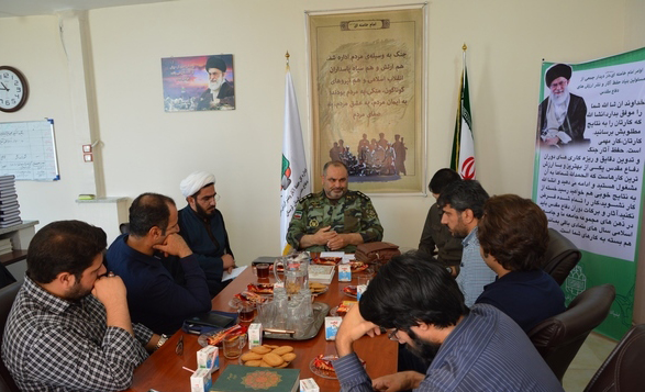 گزارش تصویری دیدار هنرمندان لرستان با مدیرکل حفظ آثار دفاع مقدس لرستان
