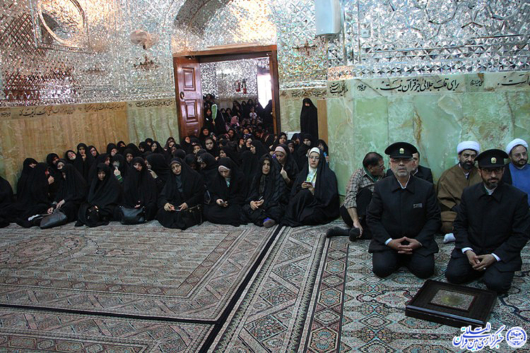 گزارش تصویری غبارروبی امامزاده جعفر(ع) یزد با حضور خدام رضوی گزارش تصویری غبارروبی امامزاده جعفر(ع) یزد با حضور خدام رضوی