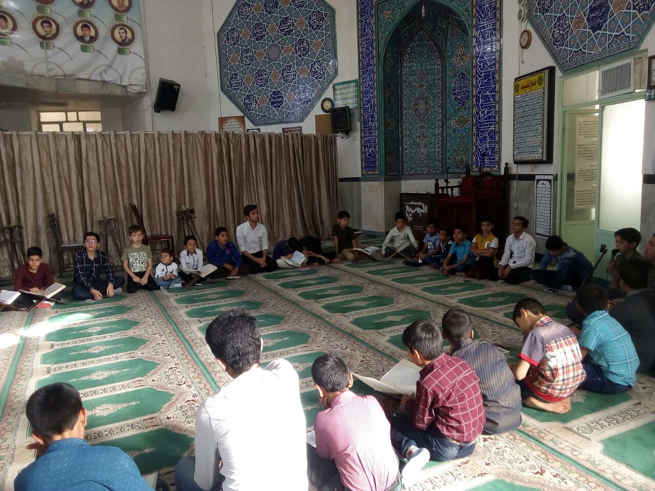 جلسه تخصصی حفظ قرآن «مستغفرین بالاحسار» برگزار شد جلسه تخصصی حفظ قرآن «مستغفرین بالاحسار» برگزار شد