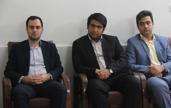دیدار کارکنان دادگستری کوهدشت با امام جمعه شهرستان + عکس