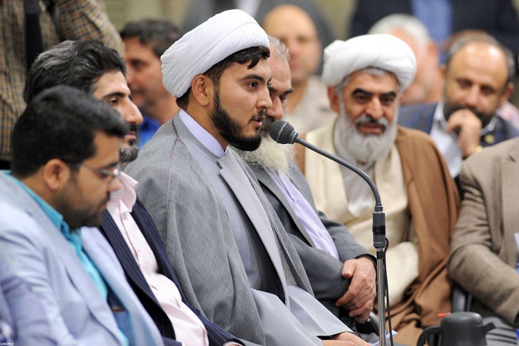 دیدار با رهبری اتفاقی مثال زدنی در زندگی همه شاعران است/ نگاه رهبری به ابزار هنر نگاه صرفا تشریفاتی نیست