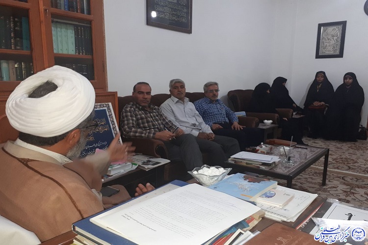 برگزاری جلسه پیشگیری از آسیب&zwnj;های اجتماعی در مؤسسه جنه&zwnj;الرقیه هرسین