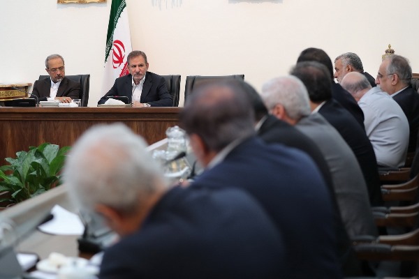 اعمال مدیریت بر منابع ارزی در دوران محدودیت ضروری است