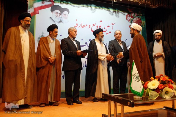مدیرکل اوقاف و امور خیریه خوزستان معارفه شد مدیرکل اوقاف و امور خیریه خوزستان معارفه شد