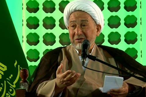 دعا وسیله مؤثری برای خودسازی، خداشناسی و پیوند انسان با خداست