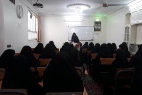 نگذاریم برای تربیت نسل جوان دیگران بر ما سبقت بگیرند نگذاریم برای تربیت نسل جوان دیگران بر ما سبقت بگیرند