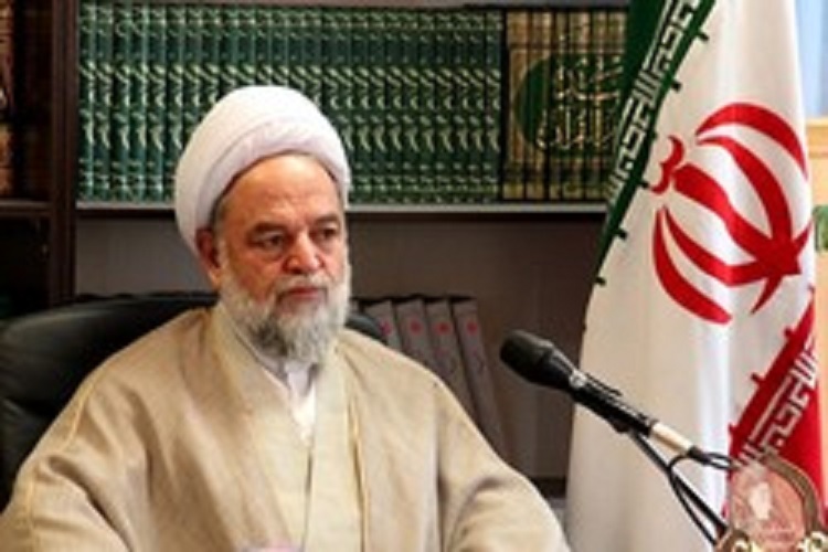 احتکار و گران فروشی در جامعه اسلامی پسندیده نیست احتکار و گران فروشی در جامعه اسلامی پسندیده نیست