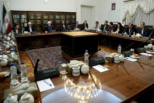 تقویت هماهنگی و همدلی هرچه بیشتر دولت و مجلس برای رفع مشکلات مردم ضروری است