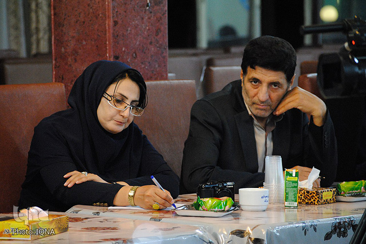 برگزاری آئین تجلیل از تلاشهای خبرنگاران در شهرداری خرمآباد برگزاری آئین تجلیل از تلاشهای خبرنگاران در شهرداری خرمآباد