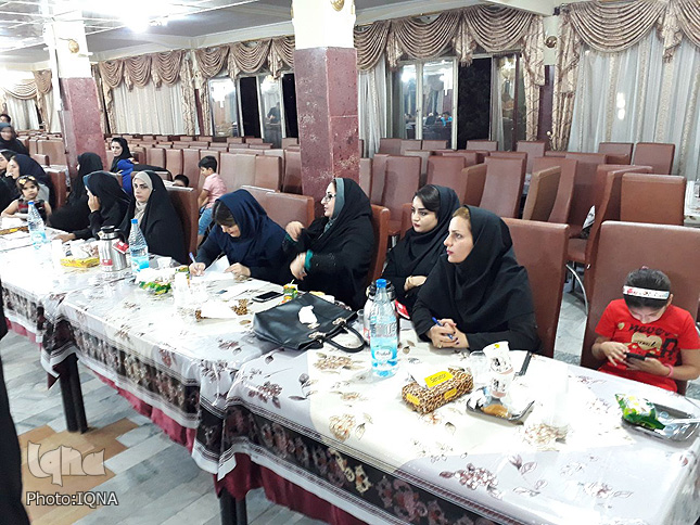 برگزاری آئین تجلیل از تلاشهای خبرنگاران در شهرداری خرمآباد برگزاری آئین تجلیل از تلاشهای خبرنگاران در شهرداری خرمآباد