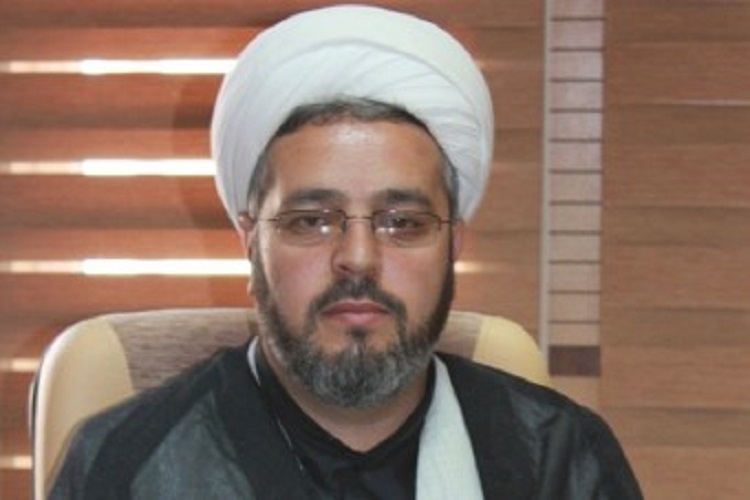 کار روحانیون مستقر جهاد فرهنگی است