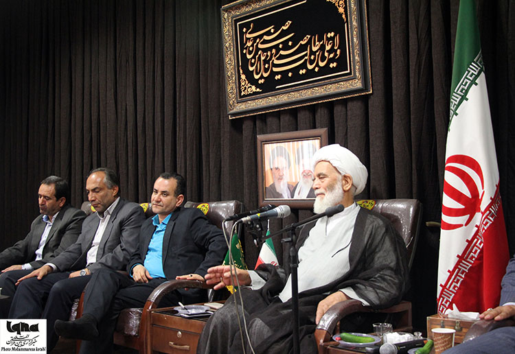 گزارش تصویری؛ دیدار اصحاب رسانه همدان با نماینده ولی فقیه در استان