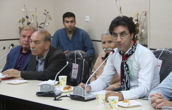 گزارش تصویری نشست مقدمات ثبت رسمالخط زبان لکی در کوهدشت گزارش تصویری نشست مقدمات ثبت رسمالخط زبان لکی در کوهدشت