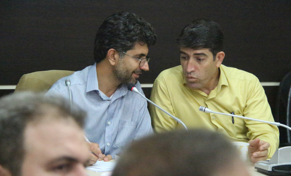 گزارش تصویری نشست مقدمات ثبت رسمالخط زبان لکی در کوهدشت گزارش تصویری نشست مقدمات ثبت رسمالخط زبان لکی در کوهدشت