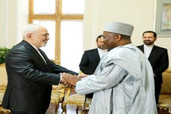 دیدار دبیرکل جدید اتحادیه بین&zwnj;المجالس اسلامی با محمد جواد ظریف