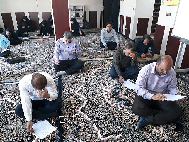 گزارش تصویری مسابقات قرآن صنعت آب و برق لرستان
