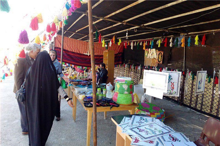 بجنورد نيازمند احداث بازارچه صنايع دستي است