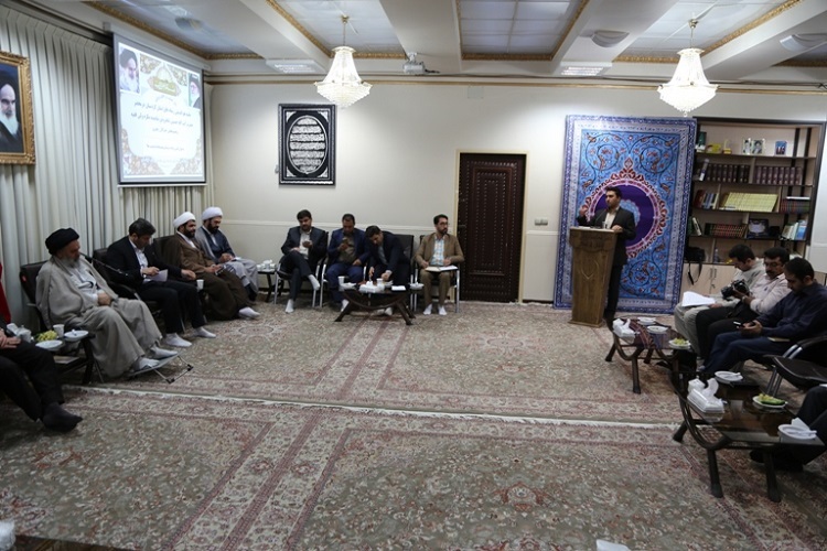 بازگویی ناگفتههای زبان گویای جامعه بازگویی ناگفتههای زبان گویای جامعه