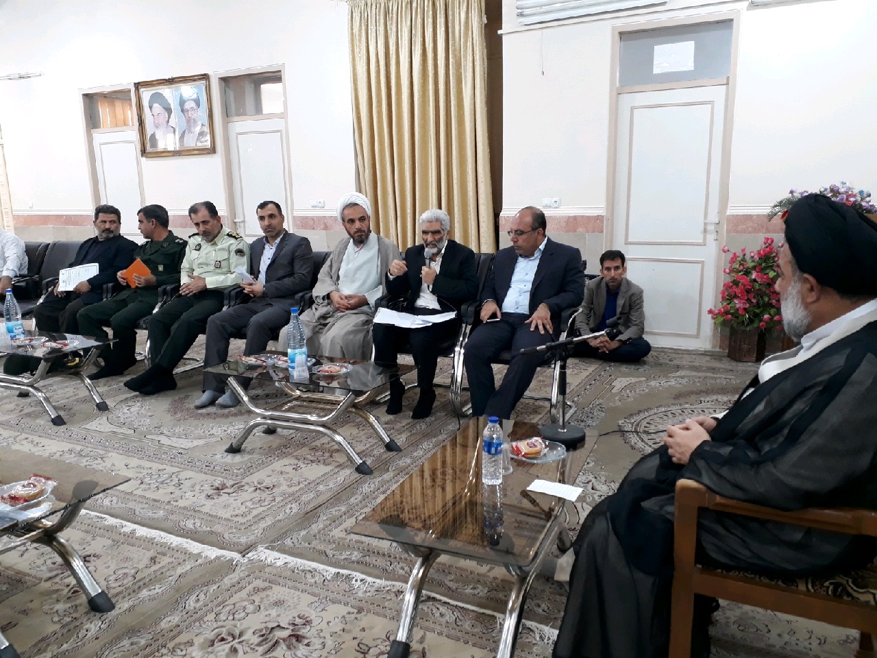 جلسه شورای هماهنگی عتبات و عالیات که در لرستان برگزار شد جلسه شورای هماهنگی عتبات و عالیات که در لرستان برگزار شد
