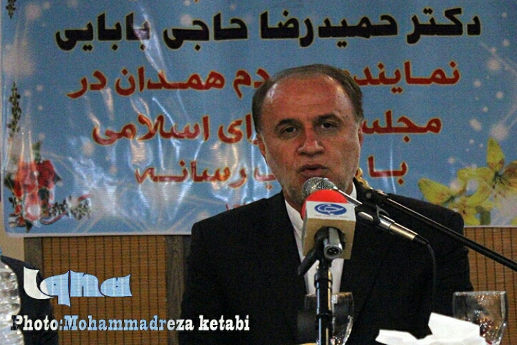 مشکل کشور سوء مدیریت است