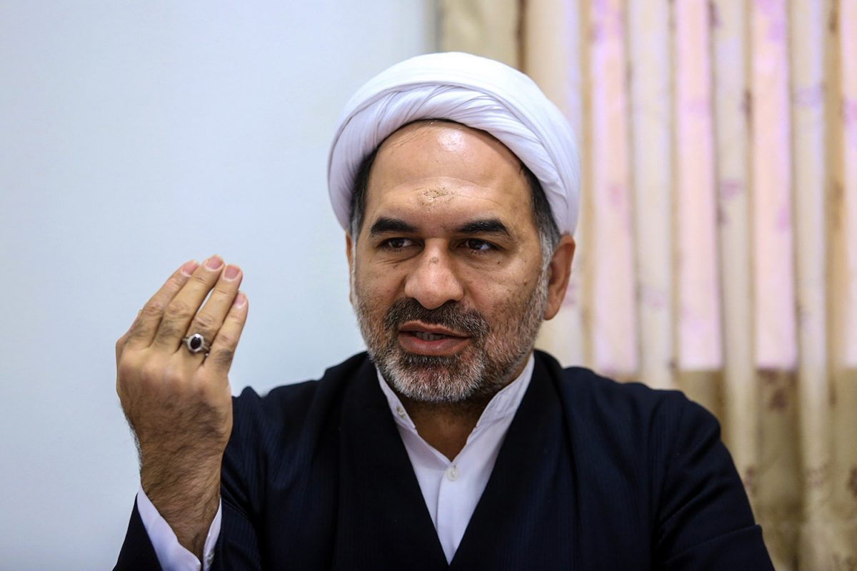 معنابخشی مهمترین انتظار بشر از دین است