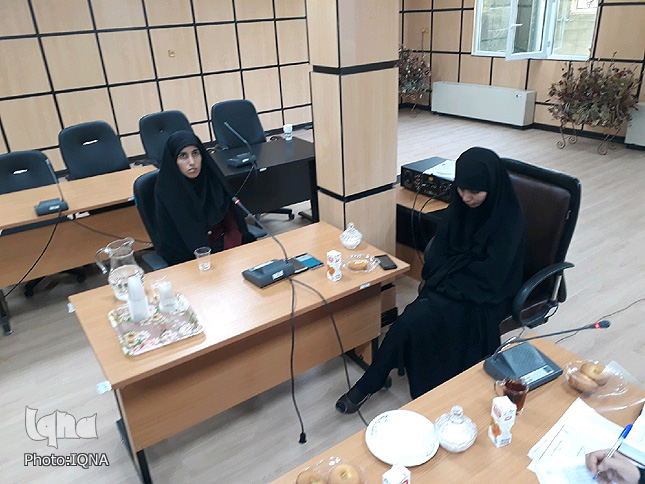 گزارش تصویری آزمون ارزیابی و اعطای مدرک به حافظان قرآن لرستان