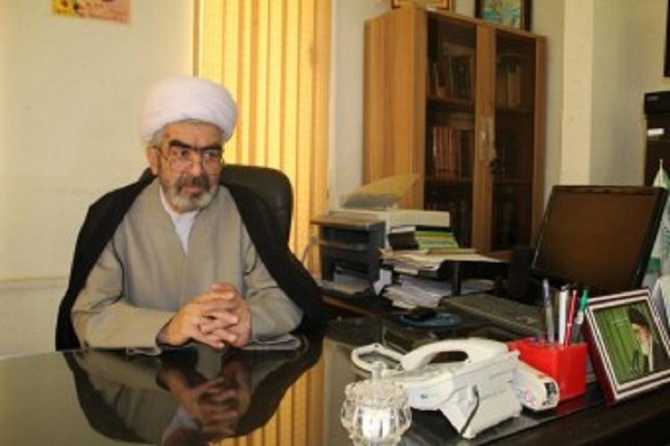 امام محمد باقر(ع) حلکننده مسائل و پیچیدگیهای علوم زمان خود بودند امام محمد باقر(ع) حلکننده مسائل و پیچیدگیهای علوم زمان خود بودند