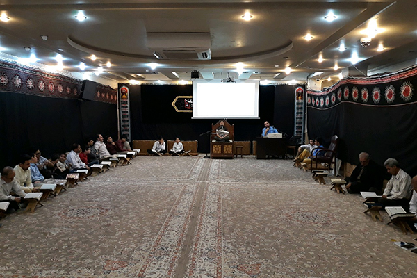 جلسه آموزش قرآن در مؤسسه سدید + عکس جلسه آموزش قرآن در مؤسسه سدید + عکس