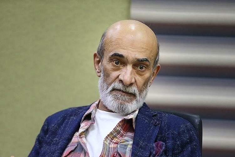 وداع مردم شیراز با خالق &laquo;كیف انگلیسی&raquo; در حرم شاهچراغ(ع)