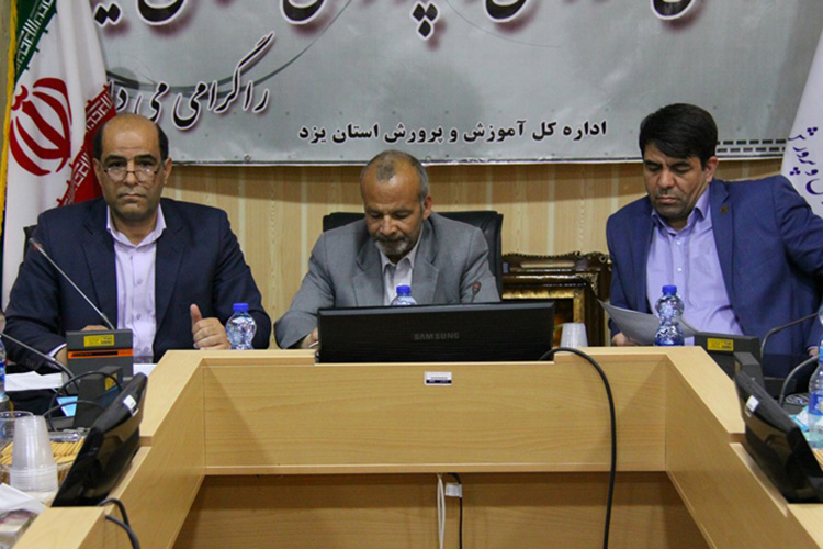هویت اسلامی ایرانی در دانش&zwnj;آموزان تقویت شود