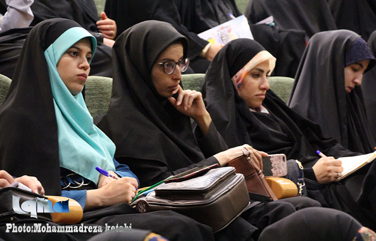 تجلیل از برگزیدگان مسابقات سراسری حفظ قرآن کریم استان همدان