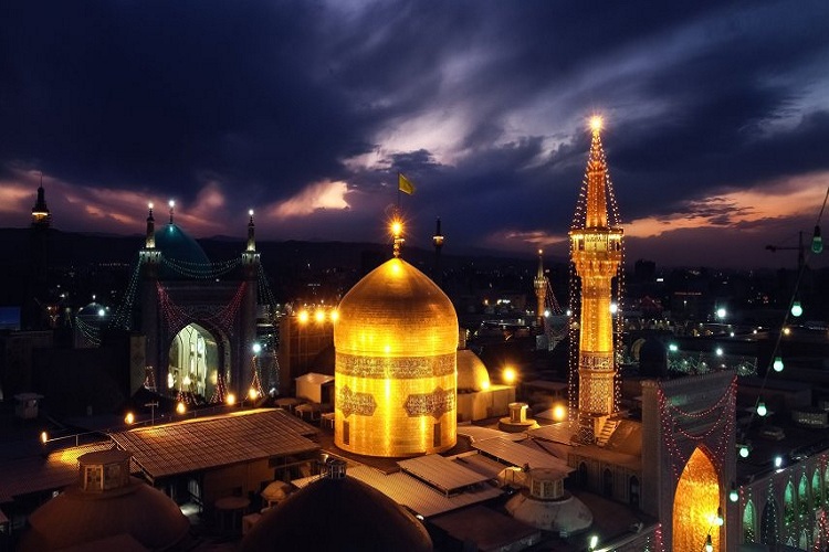 امام رضا(ع) مسائل بلند معرفتی را در قالب معارف امامتی مطرح میکردند امام رضا(ع) مسائل بلند معرفتی را در قالب معارف امامتی مطرح میکردند