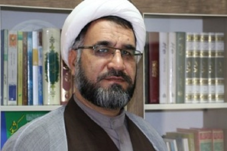 سیره امام رضا(ع) نماد و الگوی ادب و کمال در جامعه است