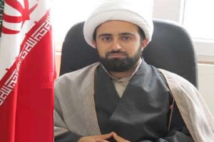 ارتباط عملی با قرآن موجب کمال انسان میشود ارتباط عملی با قرآن موجب کمال انسان میشود
