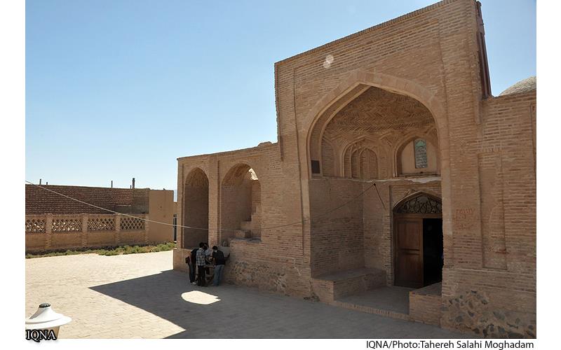 مسجد جامع هندوالان؛ راوی تاریخ معنوی درمیان