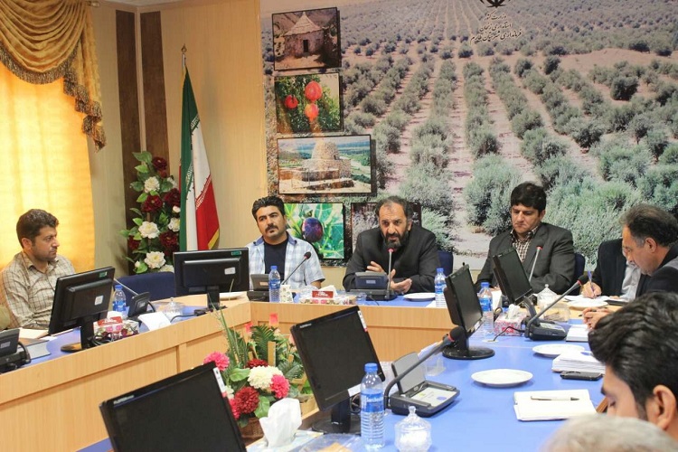 اتحاد و انسجام کلید حل مشکلات کشور است