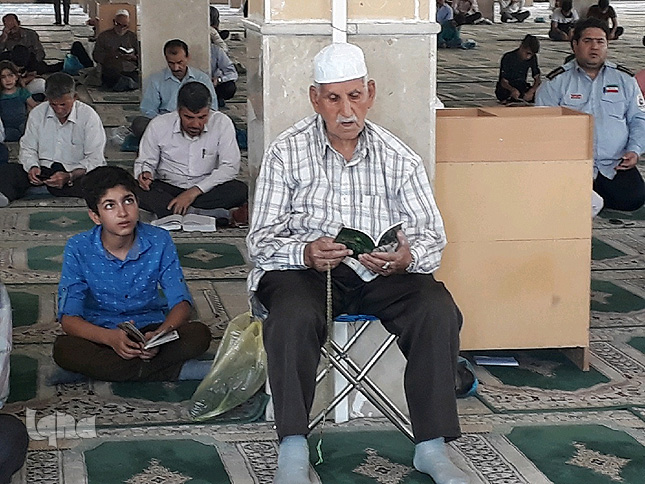 گزارش تصویری قرائت دعای عرفه در مصلای الغدیر خرم&zwnj;آباد