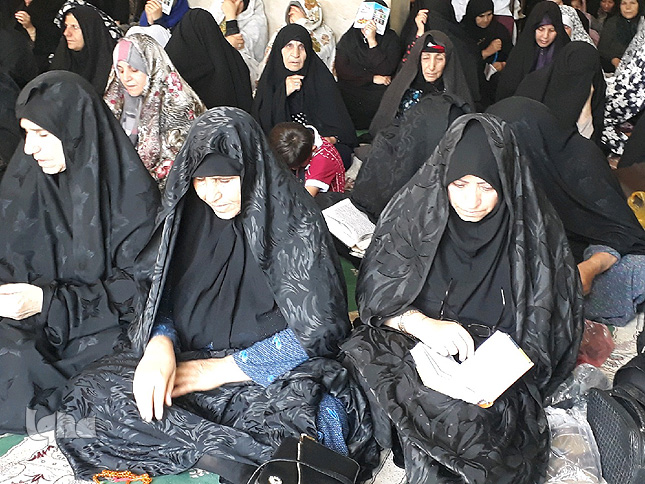 گزارش تصویری قرائت دعای عرفه در مصلای الغدیر خرم&zwnj;آباد