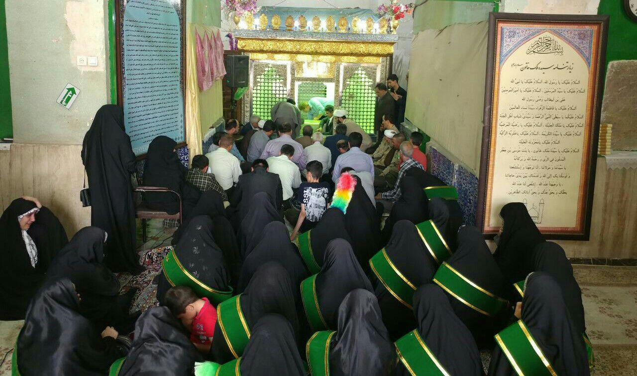 گل افشانی حرم امامزاده سیده ملک خاتون(س) و مراز شهدای گمنام