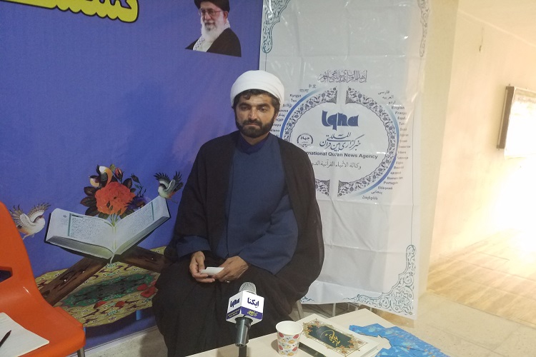 تمرین و ممارست دو عامل اصلی در حفظ قرآن است تمرین و ممارست دو عامل اصلی در حفظ قرآن است
