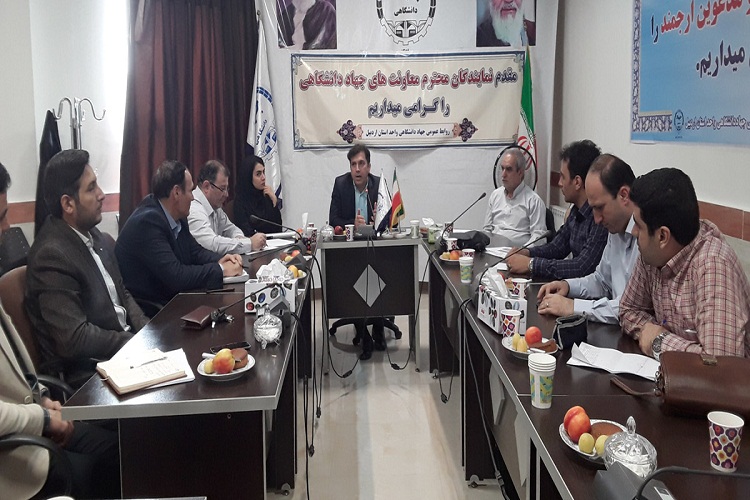 با نگاه برون سازمانی به دنبال شناسایی نقاط قوت و پتانسیل&zwnj;های جهاددانشگاهی هستیم