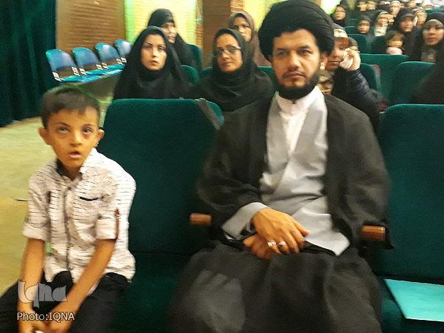 گزارش تصویری آئین تجلیل از برگزیدگان آزمون سراسری حفظ و مفاهیم قرآن لرستان