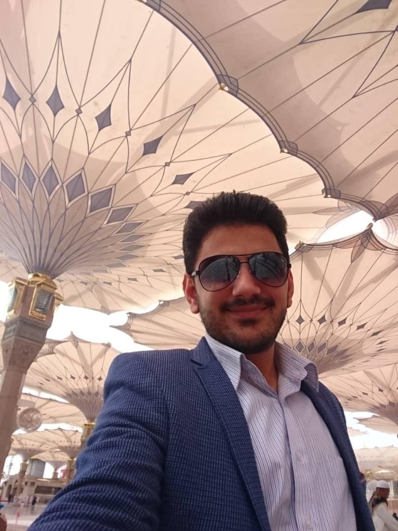 «مجتبی فردفانی»؛ نماینده استان فارس در كاروان نور جمهوری اسلامی «مجتبی فردفانی»؛ نماینده استان فارس در كاروان نور جمهوری اسلامی