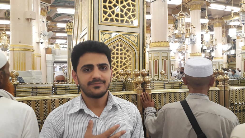 «مجتبی فردفانی»؛ نماینده استان فارس در كاروان نور جمهوری اسلامی «مجتبی فردفانی»؛ نماینده استان فارس در كاروان نور جمهوری اسلامی