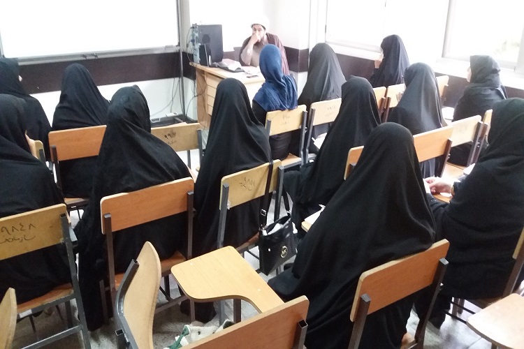 برگزاری 10 کارگاه پیشگیری از آسیب&zwnj;های اجتماعی در کنگاور