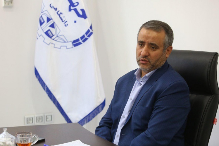 یک هفته باید به نام جهاددانشگاهی نام&lrm;گذاری شود