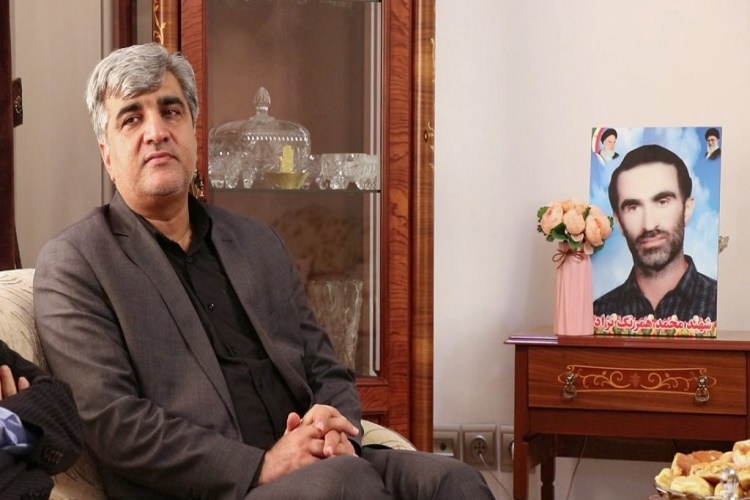 قدرشناسی از خانواده های شهدا وظیفه عمومی است