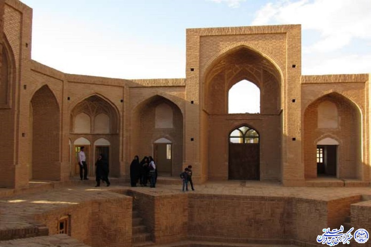 مدرسه علمیه علیا؛ روایتگر تاریخ معنوی تون مدرسه علمیه علیا؛ روایتگر تاریخ معنوی تون