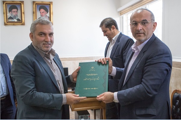 امضای تفاهم&zwnj;نامه مشترک میان ستاد اقامه نماز و ستاد مبارزه با مواد مخدر